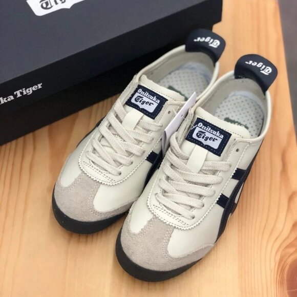 UNISEX Onitsuka/Tiger MEXICO 66 BIRCH/PEACOAT - Picture 1 of 5
